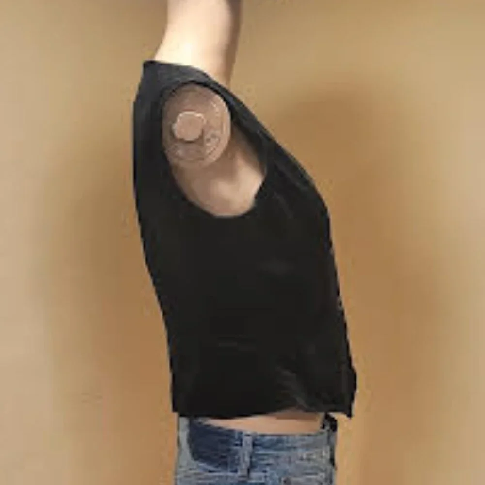 Eddie Bauer women's black vest - Size 4 petite - Picture 6 of 7